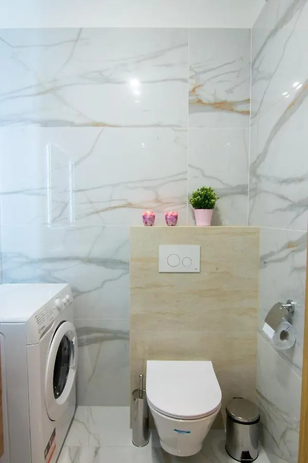 Appartamento Maya'S Flats & Resorts 48 - Szafarnia Danzica